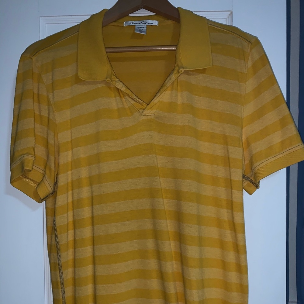 Men’s size L Kenneth Cole Yellow Polo shirt